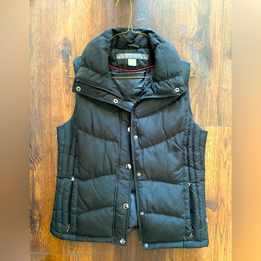 Kennth Cole Reaction puffer vest in black